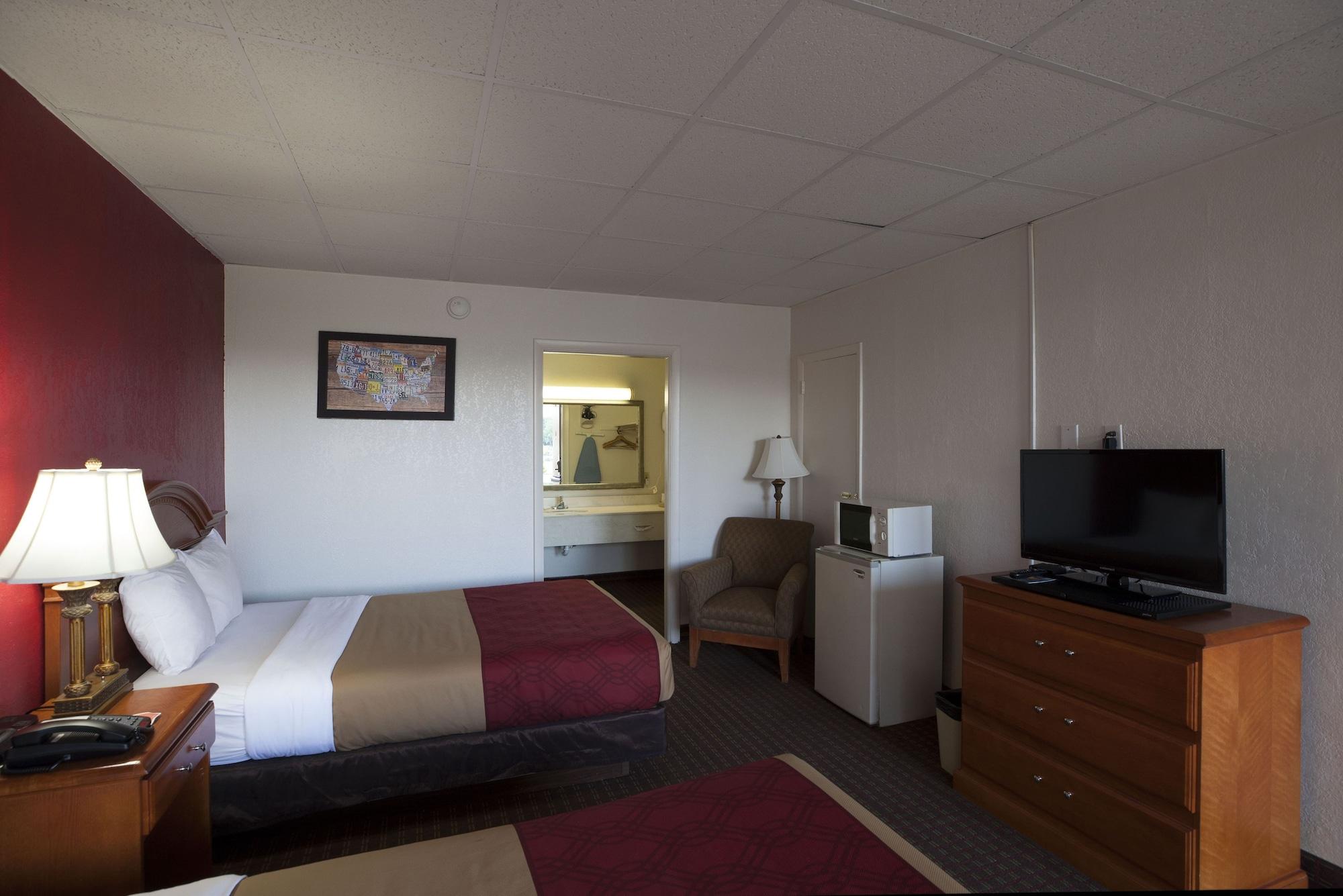 Econo Lodge Wytheville I-77 & I-81 Exterior photo