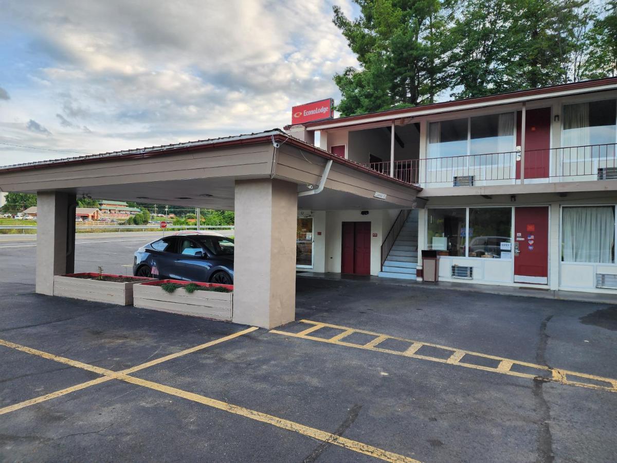 Econo Lodge Wytheville I-77 & I-81 Exterior photo